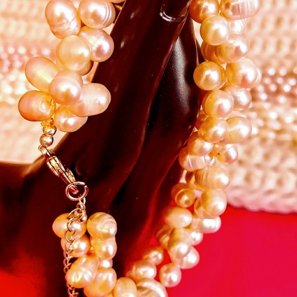 Jewelry - Coral Color Pearl Adjustable Bracelet
